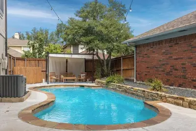 Image de 3br Home with Pool & Garage