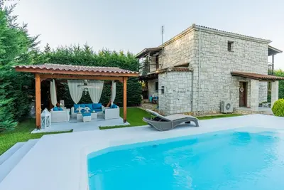 Crown Villa Aphrodite with Private Pool
