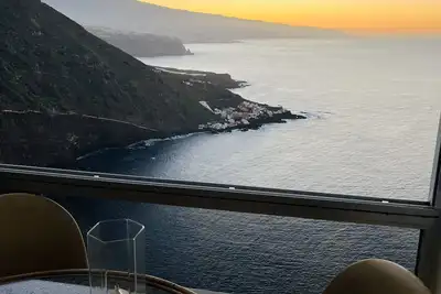 Image de Ocean And Mountain Paradise