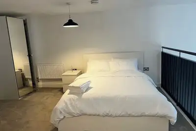 Image de Luxurious 1-Bedroom with Parking