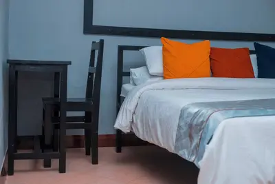 Image de Private studio Apt. in peaceful Shanti Town w/ WiFi - Close to Mount Kilimanjaro