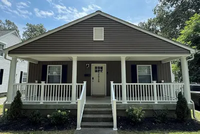 Image de Charming remodeled 3-bed house w/ Ac, WiFi, Yoga setup in brilliant Paducah