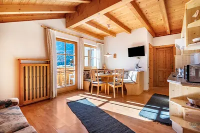 Image de Appartement '4' avec vue sur les montagnes, jardin partagé et Wi-Fi
