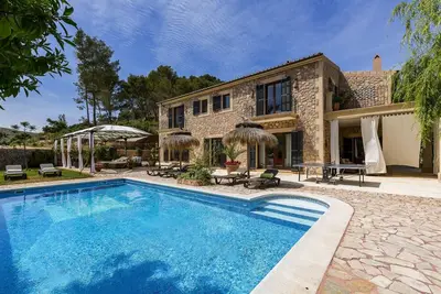 Image de Luxueuse villa avec vue sur mer et entourée de nature à 10 min d'Andratx