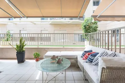 Image de Appartement \"Seaside Modern Flat\" avec vue sur la mer, Wi-Fi et climatisation