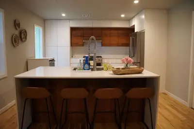 Image de New listing! 3-bedroom, 2-bath house less than 1 mile to Ou Football stadium