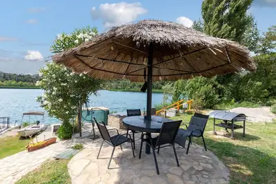 Image de Superbe appartement 1 chambre à Ploce