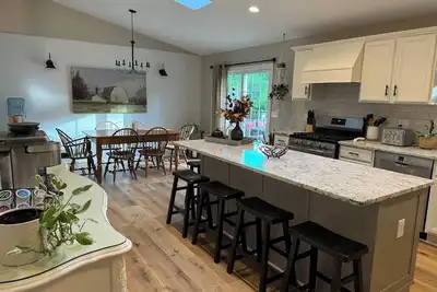 Image de Delightful 5-bedroom house near Lake Delavan with Ac, WiFi