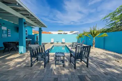 Image de Comfortable 3 bedroom 3 bath home w/ private pool