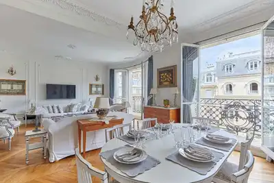 Image de Sublime appartement Tour Eiffel - Champ de Mars