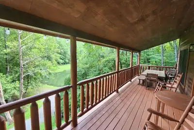 Image de ! Private! 3 Br 2ba Cabin located between Gatlinburg and Pidgeon Forge *New Reno*