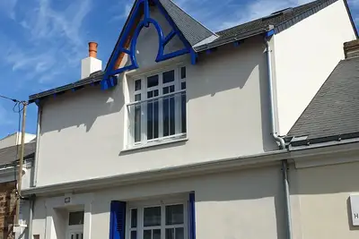 Image de Maison, à 5 min à pied de la plage et à 3 min à pied de tous les commerces