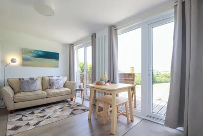 The Lookout, romantic, character holiday cottage in Goonhavern