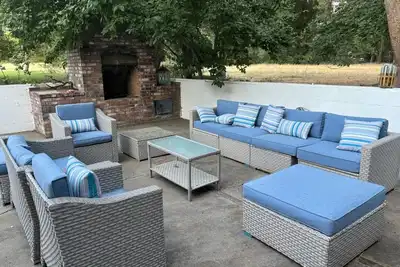 Image de Charming 4-bedroom farmhouse in welcoming Guinda with WiFi, Ac