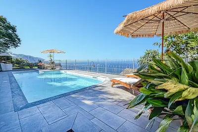 Image de Belle maison à Recco avec vue sur la.