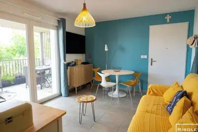 Image de Riboleys  - T2 climatisé avec Wifi et piscine