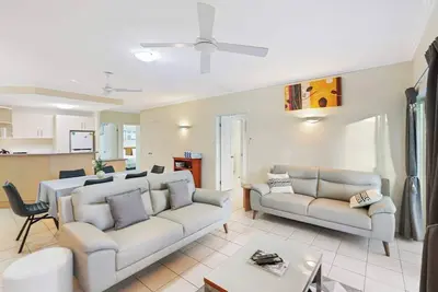 Image de Perfect Grafton Street Base near Cairns Base