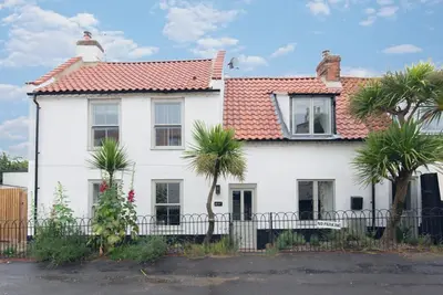 Beresford House - a self catering house that sleeps 8 guests in 4 bedrooms