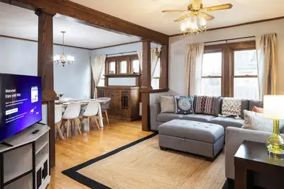 Image de Home Away from Home/ Fast Internet/ Keyless Entry