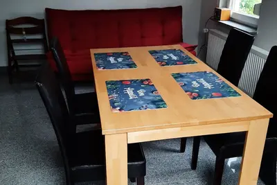 Image de Ferienanlage mit bis zu 18 Übernachtungsmöglichkeiten in 6 Wohnungen zentral