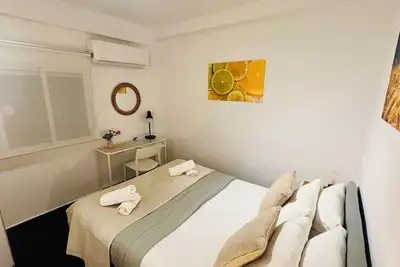 Image de Cool, Modern and Snug 3br Apartment Peachy Stays