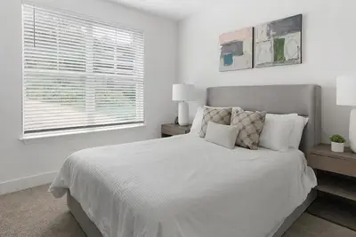 Image de Landing | Spectacular 1bd, Pool, Clubhouse