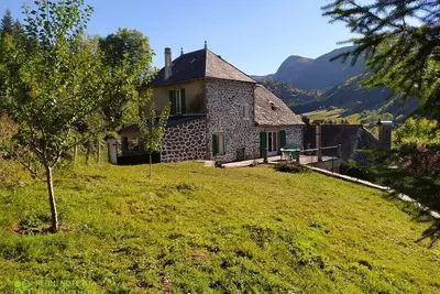 Image de Gîte de caractère au pied du Puy Mary à le Falgoux