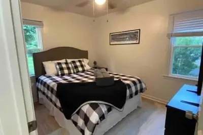 Image de Minutes from Indy Motor Speedway - Dog friendly - Fully fenced yard