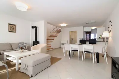 Image de Maison de vacances avec terrasse et air conditionné