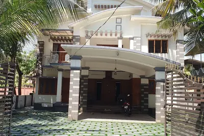 Image de 1. 5km- town, Believers Hosp. 5 minutes to R. station. 2bhk, ensuite, A/C, balcony