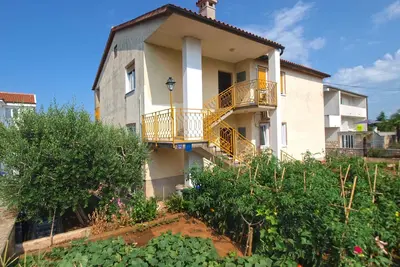 Image de Appartement de vacances avec air conditionné et vue sur la mer