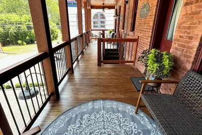 Image de The Corner Sweets, A Spacious 6-bedroom apartment with WiFi, in lovely Bramwell