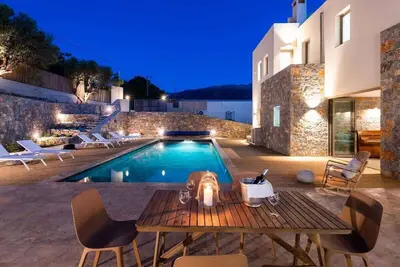 Image de Villa Adagio: 5br Luxury Villa with Eco Heated Pool