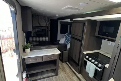 Image de Transcend To The Beach - site fee and delivery extra