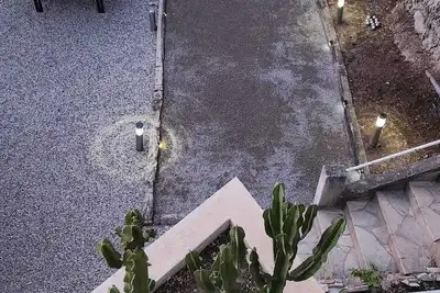 Image de Bas de villa jardins pétanque et ping pong