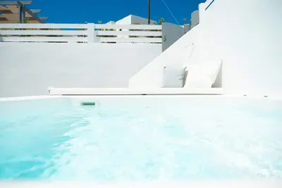 Image de Superb Santorini Suite | Nautica Suite | 1 Bedroom | Private Terrace with Jacuzzi | Outdoor Dining Area | Imerovigli