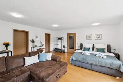 Image de Studio Sirius Apartment |Near Irt Föhren and Moselle