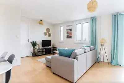 Nouveau Le 310: T3 avec clim, parking, balcon en centre-ville et bord de Garonne