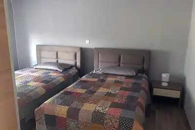 Image de Modern 2-Bedroom Apartment with Garden Views & Full Amenities!