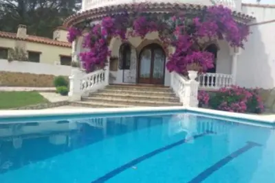 Image de Beautiful Villa With Private Pool In Miami-Playa (Costa Dorada) 7 people