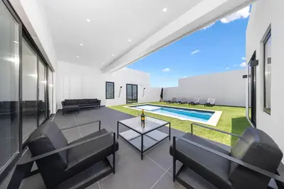 Brand New Villa ~ Central Location ~ Private Pool!