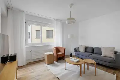 Image de Blueground | Oerlikon, balcony & w/d, nr market