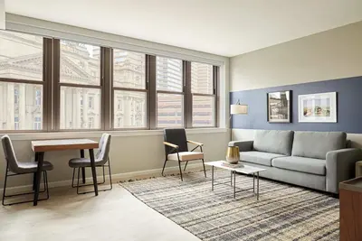 Image de #304 - Kasa Cadillac Square Detroit