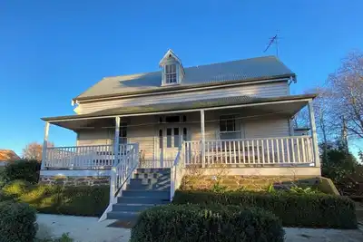 Image de Historic Country Homestead