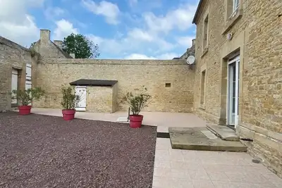 Image de Le Camp Romain, maison familiale avec terrain