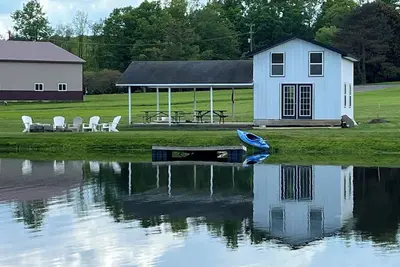 Image de Finger Lakes Pondside Haven