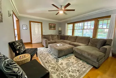 Image de Spacious Family Retreat: Game Room ~ Gym ~ Parking