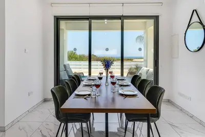 Image de Villa Alassia 19 by Ezoria Villas