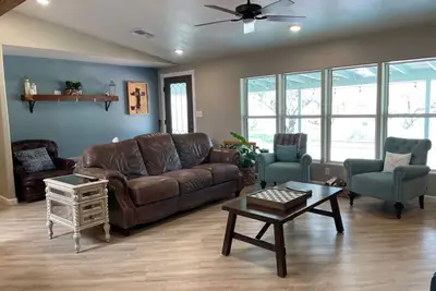 Image de Cozy Home Away From Home