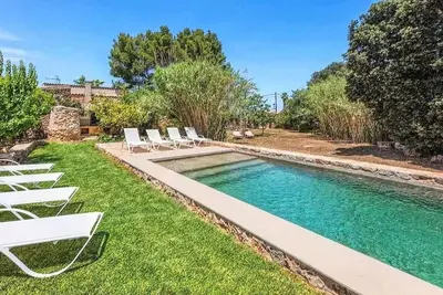 Image de Luxueuse villa avec piscine et aacc 8 personnes